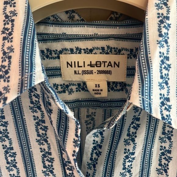 🎀Nili Lotan Kate button up shirt in blue white floral 100% cotton - Picture 4 of 7